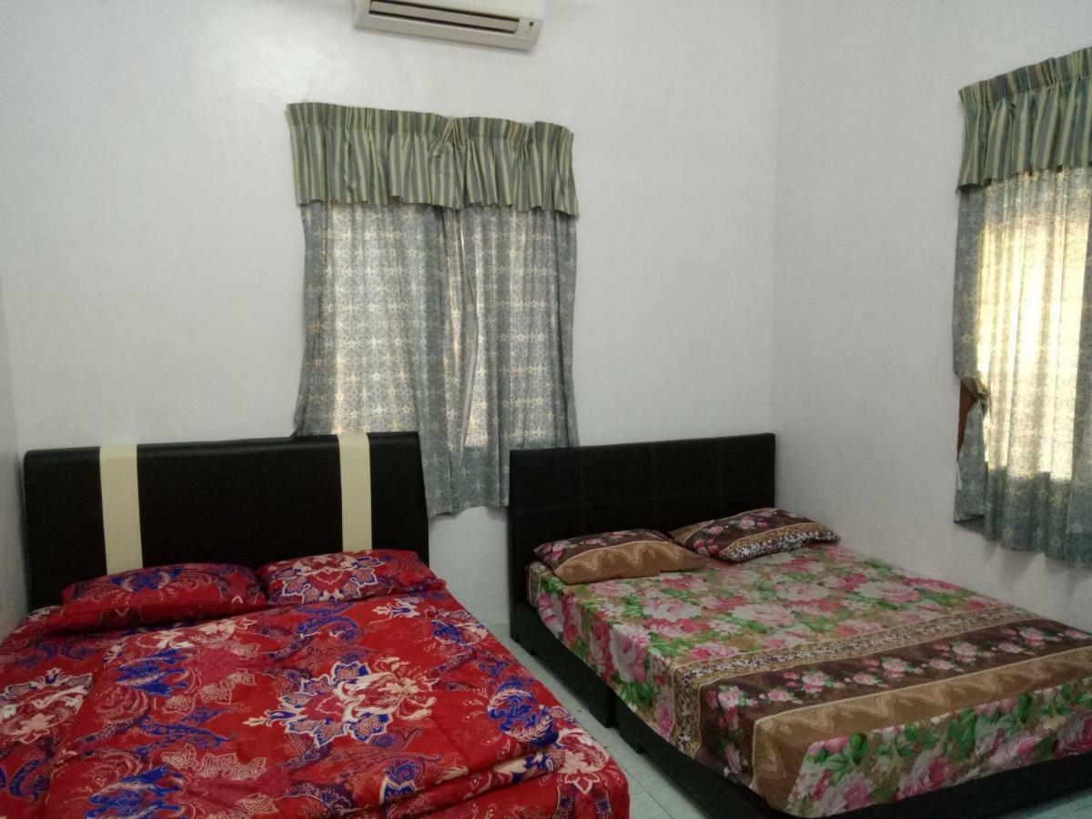 Aiman Homestay Marang Extérieur photo